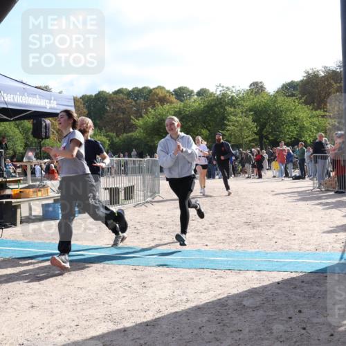 14.09.2025 - Stadtparktriathlon Strokosch-Dieckow http://msf.ph/oto/8885989 14.09.2025 11:08:59 Ziel 528, 586 meine-sportfotos.de