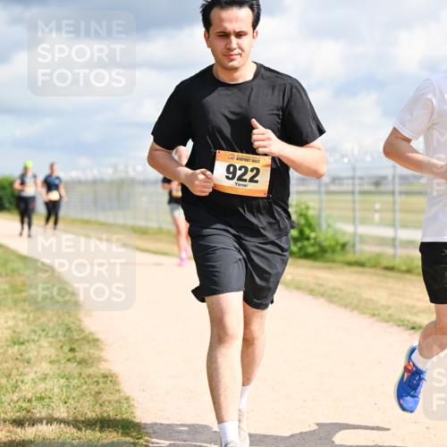 14.09.2025 - Airport Race Dr. Thomas Lammeyer http://msf.ph/oto/8886088 14.09.2025 12:45:03 Laufen 922, 361 meine-sportfotos.de