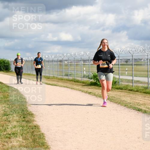 14.09.2025 - Airport Race Dr. Thomas Lammeyer http://msf.ph/oto/8886096 14.09.2025 12:45:06 Laufen 1888 meine-sportfotos.de