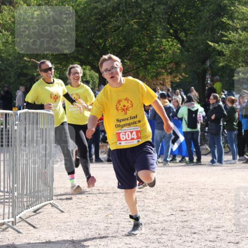 14.09.2025 - Stadtparktriathlon Strokosch-Dieckow http://msf.ph/oto/8886105 14.09.2025 11:13:03 Ziel 604 meine-sportfotos.de