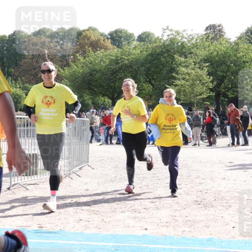 14.09.2025 - Stadtparktriathlon Strokosch-Dieckow http://msf.ph/oto/8886116 14.09.2025 11:13:06 Ziel 604 meine-sportfotos.de