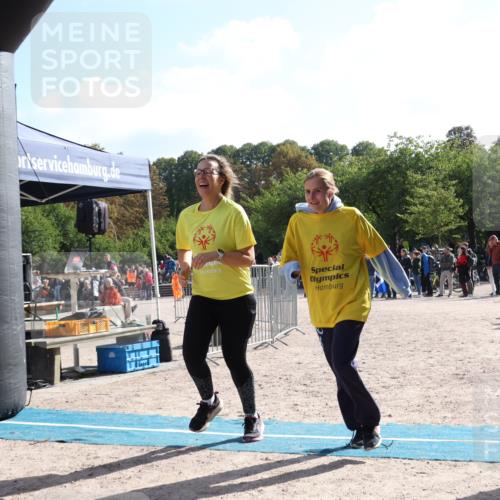 14.09.2025 - Stadtparktriathlon Strokosch-Dieckow http://msf.ph/oto/8886125 14.09.2025 11:13:07 Ziel 604 meine-sportfotos.de