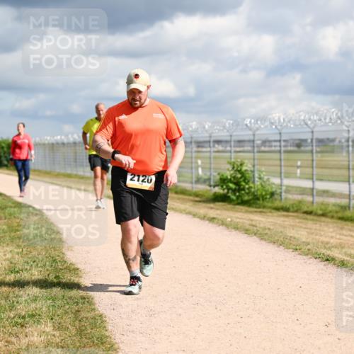 14.09.2025 - Airport Race Dr. Thomas Lammeyer http://msf.ph/oto/8886272 14.09.2025 12:45:28 Laufen 2120 meine-sportfotos.de