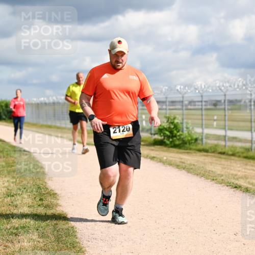 14.09.2025 - Airport Race Dr. Thomas Lammeyer http://msf.ph/oto/8886279 14.09.2025 12:45:29 Laufen 2120 meine-sportfotos.de