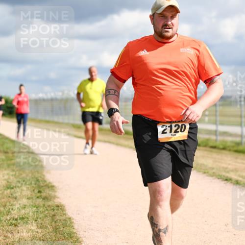 14.09.2025 - Airport Race Dr. Thomas Lammeyer http://msf.ph/oto/8886295 14.09.2025 12:45:30 Laufen 2120 meine-sportfotos.de