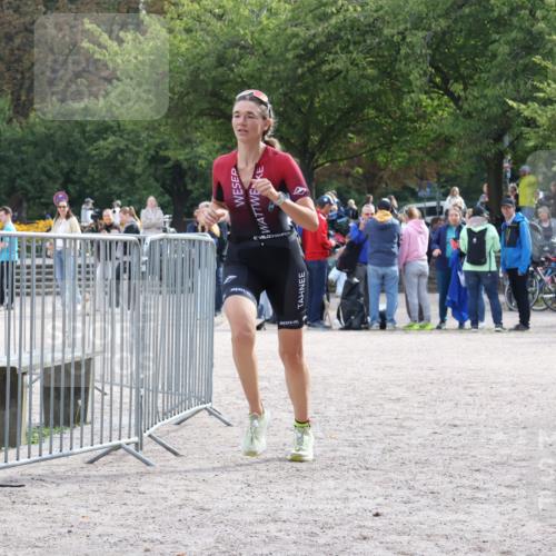 14.09.2025 - Stadtparktriathlon Strokosch-Dieckow http://msf.ph/oto/8886300 14.09.2025 11:18:02 Ziel 717 meine-sportfotos.de
