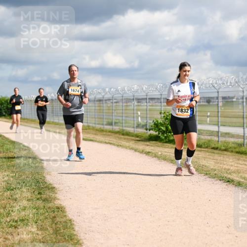 14.09.2025 - Airport Race Dr. Thomas Lammeyer http://msf.ph/oto/8886314 14.09.2025 12:45:48 Laufen 1674, 1832 meine-sportfotos.de