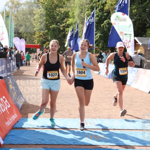 14.09.2025 - Airport Race Strokosch-Dieckow http://msf.ph/oto/8886360 14.09.2025 12:52:36 Ziel 138, 461, 659, 1022, 1256, 1476, 1535, 1604, 2041 meine-sportfotos.de