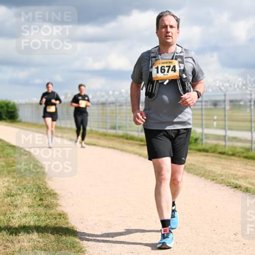 14.09.2025 - Airport Race Dr. Thomas Lammeyer http://msf.ph/oto/8886361 14.09.2025 12:45:51 Laufen 1674 meine-sportfotos.de