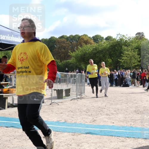 14.09.2025 - Stadtparktriathlon Strokosch-Dieckow http://msf.ph/oto/8886388 14.09.2025 11:19:49 Ziel 562 meine-sportfotos.de