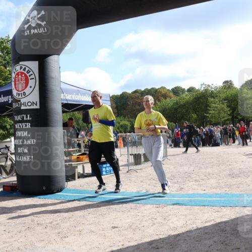 14.09.2025 - Stadtparktriathlon Strokosch-Dieckow http://msf.ph/oto/8886403 14.09.2025 11:19:52 Ziel 562 meine-sportfotos.de
