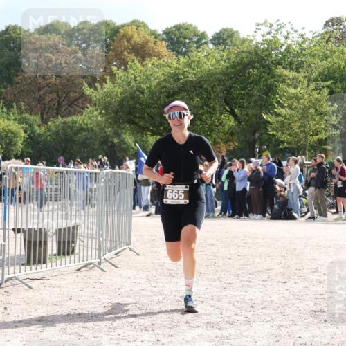 14.09.2025 - Stadtparktriathlon Strokosch-Dieckow http://msf.ph/oto/8886461 14.09.2025 11:21:00 Ziel 665 meine-sportfotos.de