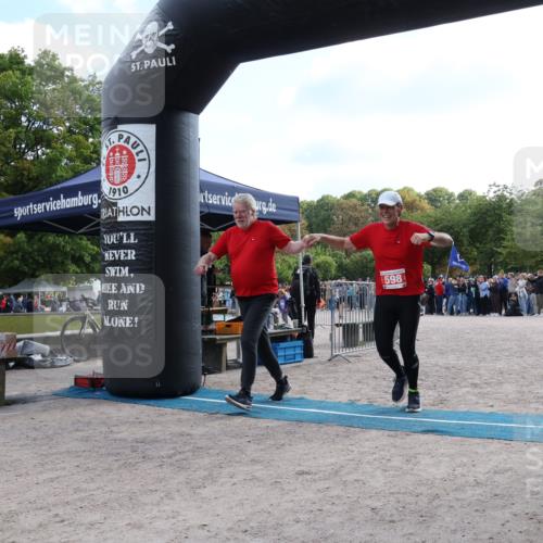 14.09.2025 - Stadtparktriathlon Strokosch-Dieckow http://msf.ph/oto/8886504 14.09.2025 11:21:19 Ziel 513, 515, 598 meine-sportfotos.de