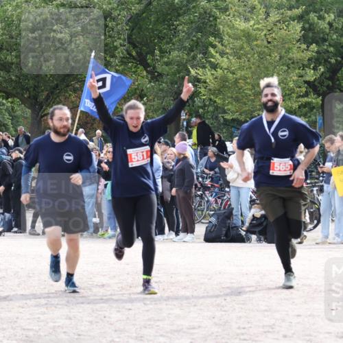 14.09.2025 - Stadtparktriathlon Strokosch-Dieckow http://msf.ph/oto/8886527 14.09.2025 11:22:17 Ziel 581 meine-sportfotos.de