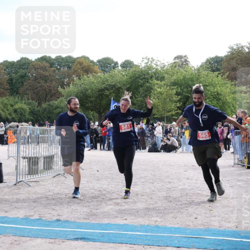 14.09.2025 - Stadtparktriathlon Strokosch-Dieckow http://msf.ph/oto/8886537 14.09.2025 11:22:19 Ziel 581 meine-sportfotos.de