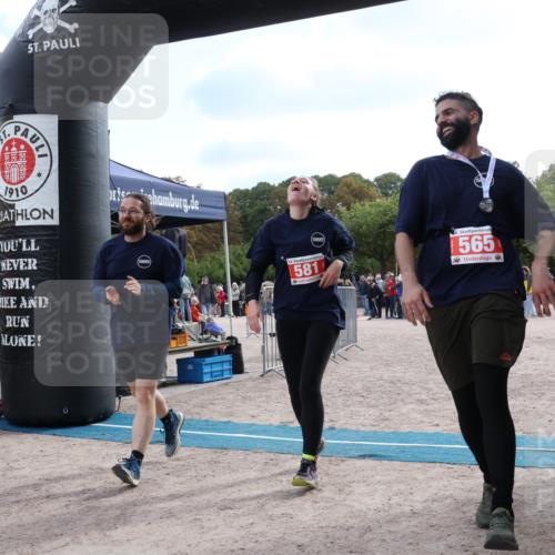 14.09.2025 - Stadtparktriathlon Strokosch-Dieckow http://msf.ph/oto/8886546 14.09.2025 11:22:20 Ziel 581 meine-sportfotos.de