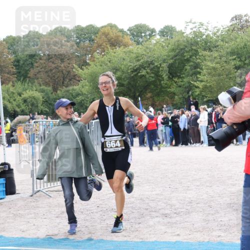 14.09.2025 - Stadtparktriathlon Strokosch-Dieckow http://msf.ph/oto/8886614 14.09.2025 11:23:44 Ziel 664 meine-sportfotos.de