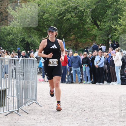14.09.2025 - Stadtparktriathlon Strokosch-Dieckow http://msf.ph/oto/8886624 14.09.2025 11:24:57 Ziel 706 meine-sportfotos.de