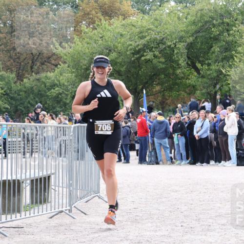 14.09.2025 - Stadtparktriathlon Strokosch-Dieckow http://msf.ph/oto/8886627 14.09.2025 11:24:58 Ziel 706 meine-sportfotos.de