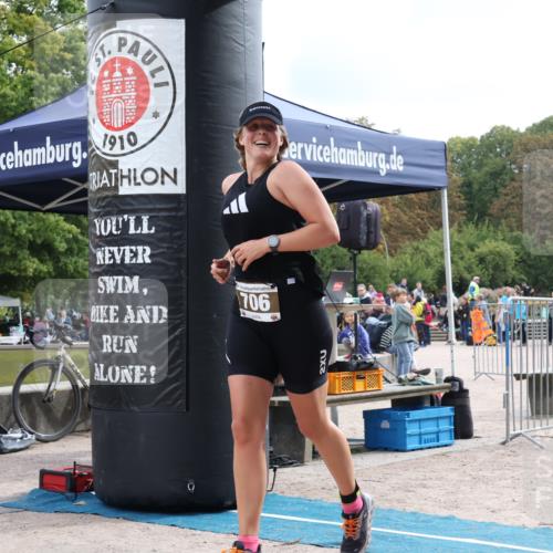 14.09.2025 - Stadtparktriathlon Strokosch-Dieckow http://msf.ph/oto/8886639 14.09.2025 11:25:00 Ziel 706 meine-sportfotos.de