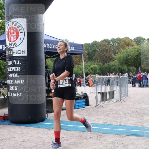 14.09.2025 - Stadtparktriathlon Strokosch-Dieckow http://msf.ph/oto/8886735 14.09.2025 11:26:39 Ziel 694 meine-sportfotos.de