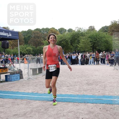 14.09.2025 - Stadtparktriathlon Strokosch-Dieckow http://msf.ph/oto/8886770 14.09.2025 11:27:11 Ziel 681 meine-sportfotos.de