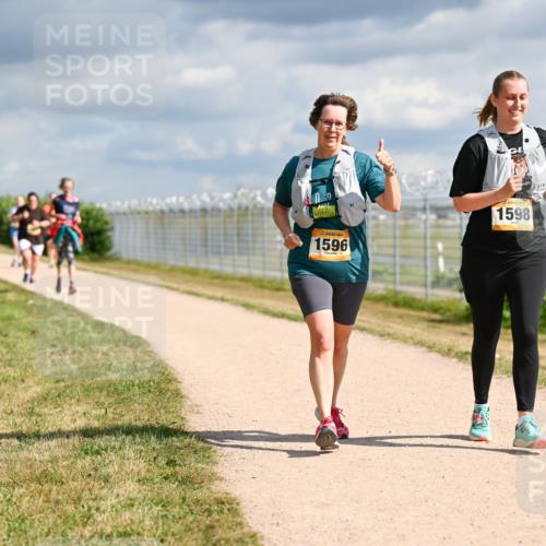 14.09.2025 - Airport Race Dr. Thomas Lammeyer http://msf.ph/oto/8886781 14.09.2025 12:48:15 Laufen 1596, 1598 meine-sportfotos.de