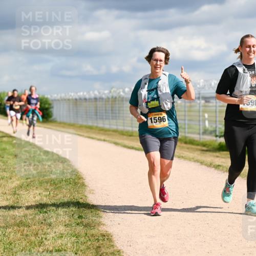 14.09.2025 - Airport Race Dr. Thomas Lammeyer http://msf.ph/oto/8886782 14.09.2025 12:48:16 Laufen 1596, 598 meine-sportfotos.de