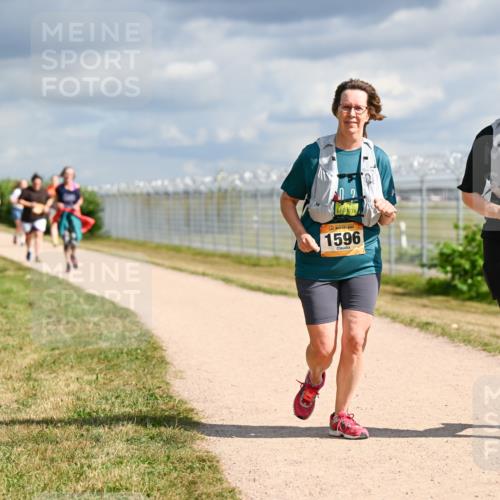 14.09.2025 - Airport Race Dr. Thomas Lammeyer http://msf.ph/oto/8886788 14.09.2025 12:48:16 Laufen 1596, 598 meine-sportfotos.de