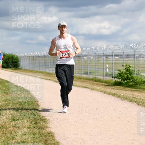 14.09.2025 - Airport Race Dr. Thomas Lammeyer http://msf.ph/oto/8886944 14.09.2025 12:48:43 Laufen 737 meine-sportfotos.de