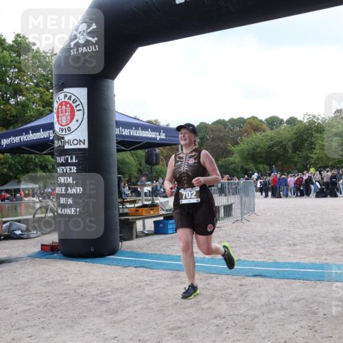 14.09.2025 - Stadtparktriathlon Strokosch-Dieckow http://msf.ph/oto/8886946 14.09.2025 11:31:45 Ziel 702, 764 meine-sportfotos.de