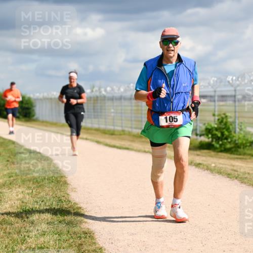 14.09.2025 - Airport Race Dr. Thomas Lammeyer http://msf.ph/oto/8886993 14.09.2025 12:48:56 Laufen 105 meine-sportfotos.de