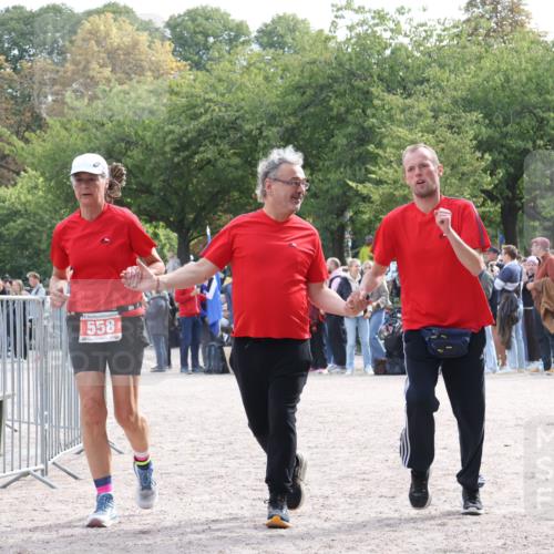 14.09.2025 - Stadtparktriathlon Strokosch-Dieckow http://msf.ph/oto/8887012 14.09.2025 11:32:35 Ziel 558, 817 meine-sportfotos.de