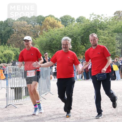 14.09.2025 - Stadtparktriathlon Strokosch-Dieckow http://msf.ph/oto/8887015 14.09.2025 11:32:36 Ziel 558, 817 meine-sportfotos.de