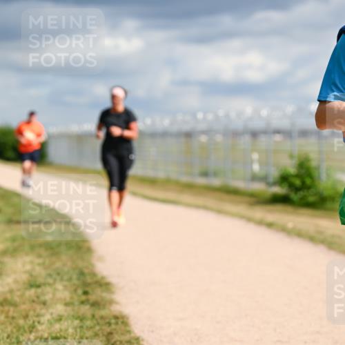14.09.2025 - Airport Race Dr. Thomas Lammeyer http://msf.ph/oto/8887016 14.09.2025 12:48:57 Laufen 105 meine-sportfotos.de