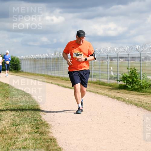 14.09.2025 - Airport Race Dr. Thomas Lammeyer http://msf.ph/oto/8887028 14.09.2025 12:49:05 Laufen 1802 meine-sportfotos.de