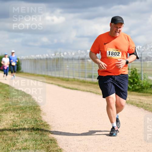 14.09.2025 - Airport Race Dr. Thomas Lammeyer http://msf.ph/oto/8887051 14.09.2025 12:49:07 Laufen 1802 meine-sportfotos.de