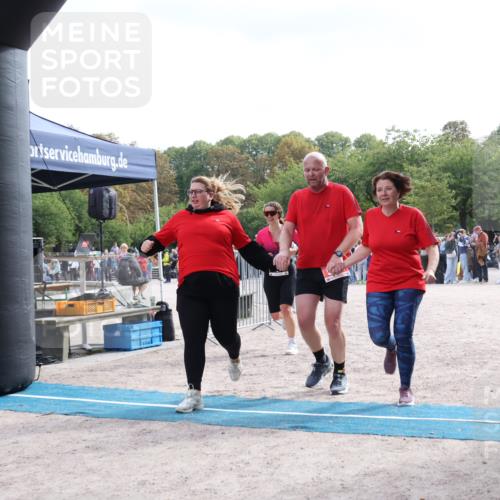 14.09.2025 - Stadtparktriathlon Strokosch-Dieckow http://msf.ph/oto/8887056 14.09.2025 11:32:45 Ziel 599, 677, 817 meine-sportfotos.de