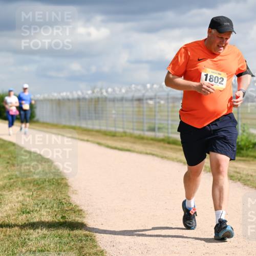 14.09.2025 - Airport Race Dr. Thomas Lammeyer http://msf.ph/oto/8887057 14.09.2025 12:49:07 Laufen 1802 meine-sportfotos.de