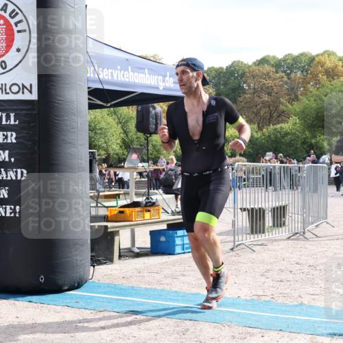 14.09.2025 - Stadtparktriathlon Strokosch-Dieckow http://msf.ph/oto/8887157 14.09.2025 11:34:28 Ziel 737, 782, 800, 804 meine-sportfotos.de