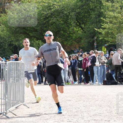 14.09.2025 - Stadtparktriathlon Strokosch-Dieckow http://msf.ph/oto/8887172 14.09.2025 11:34:33 Ziel 737, 782, 800, 804 meine-sportfotos.de