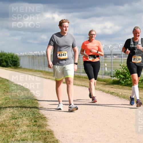 14.09.2025 - Airport Race Dr. Thomas Lammeyer http://msf.ph/oto/8887243 14.09.2025 12:49:35 Laufen 4247, 15, 2136 meine-sportfotos.de