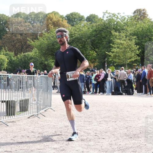 14.09.2025 - Stadtparktriathlon Strokosch-Dieckow http://msf.ph/oto/8887245 14.09.2025 11:35:19 Ziel 752, 811 meine-sportfotos.de