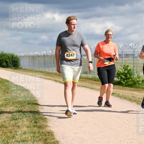 14.09.2025 - Airport Race Dr. Thomas Lammeyer http://msf.ph/oto/8887251 14.09.2025 12:49:35 Laufen 4247, 2136 meine-sportfotos.de