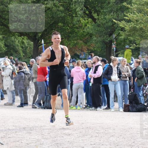 14.09.2025 - Stadtparktriathlon Strokosch-Dieckow http://msf.ph/oto/8887304 14.09.2025 11:36:00 Ziel 759, 783 meine-sportfotos.de