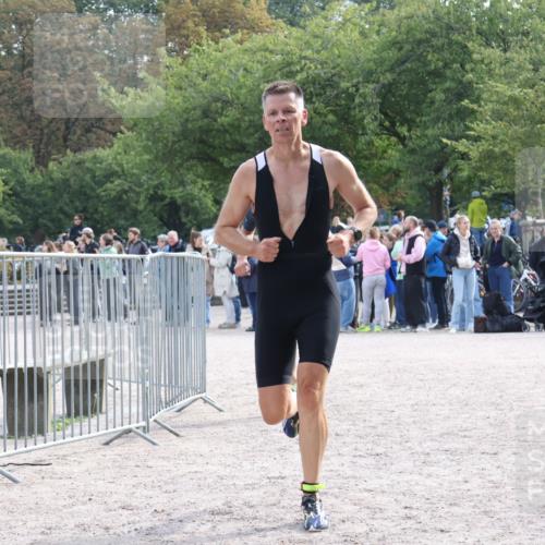 14.09.2025 - Stadtparktriathlon Strokosch-Dieckow http://msf.ph/oto/8887314 14.09.2025 11:36:02 Ziel 759, 783 meine-sportfotos.de