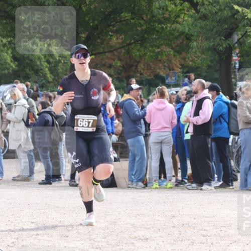 14.09.2025 - Stadtparktriathlon Strokosch-Dieckow http://msf.ph/oto/8887332 14.09.2025 11:36:11 Ziel 667 meine-sportfotos.de