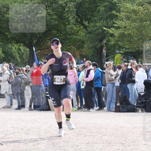 14.09.2025 - Stadtparktriathlon Strokosch-Dieckow http://msf.ph/oto/8887333 14.09.2025 11:36:12 Ziel 667 meine-sportfotos.de
