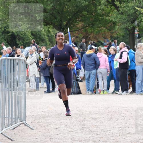 14.09.2025 - Stadtparktriathlon Strokosch-Dieckow http://msf.ph/oto/8887433 14.09.2025 11:38:43 Ziel 692, 760 meine-sportfotos.de