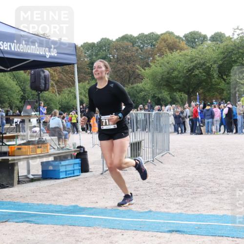 14.09.2025 - Stadtparktriathlon Strokosch-Dieckow http://msf.ph/oto/8887445 14.09.2025 11:38:59 Ziel 712, 728 meine-sportfotos.de